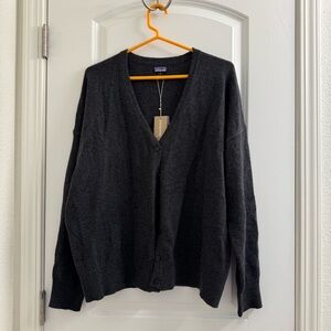 Patagonia recycled cashmere Knit Cardigan in ink black NWT